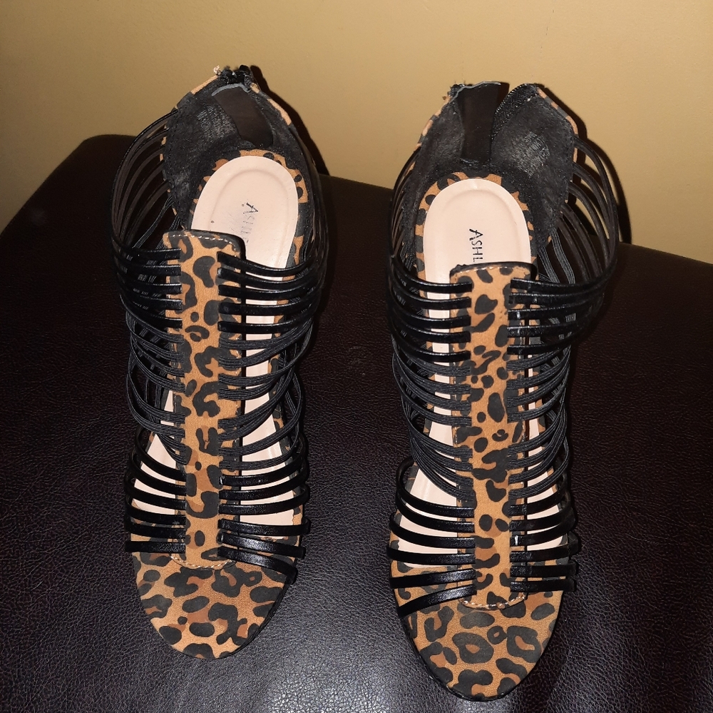 Animal Print Wedges - Picture 2 of 4
